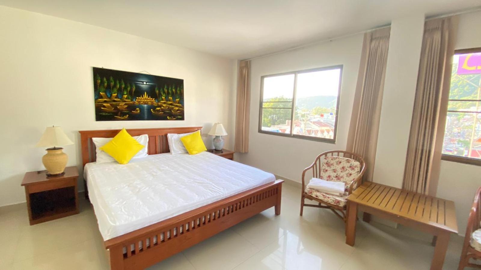 Royal Sweet Hotel Patong Exterior foto