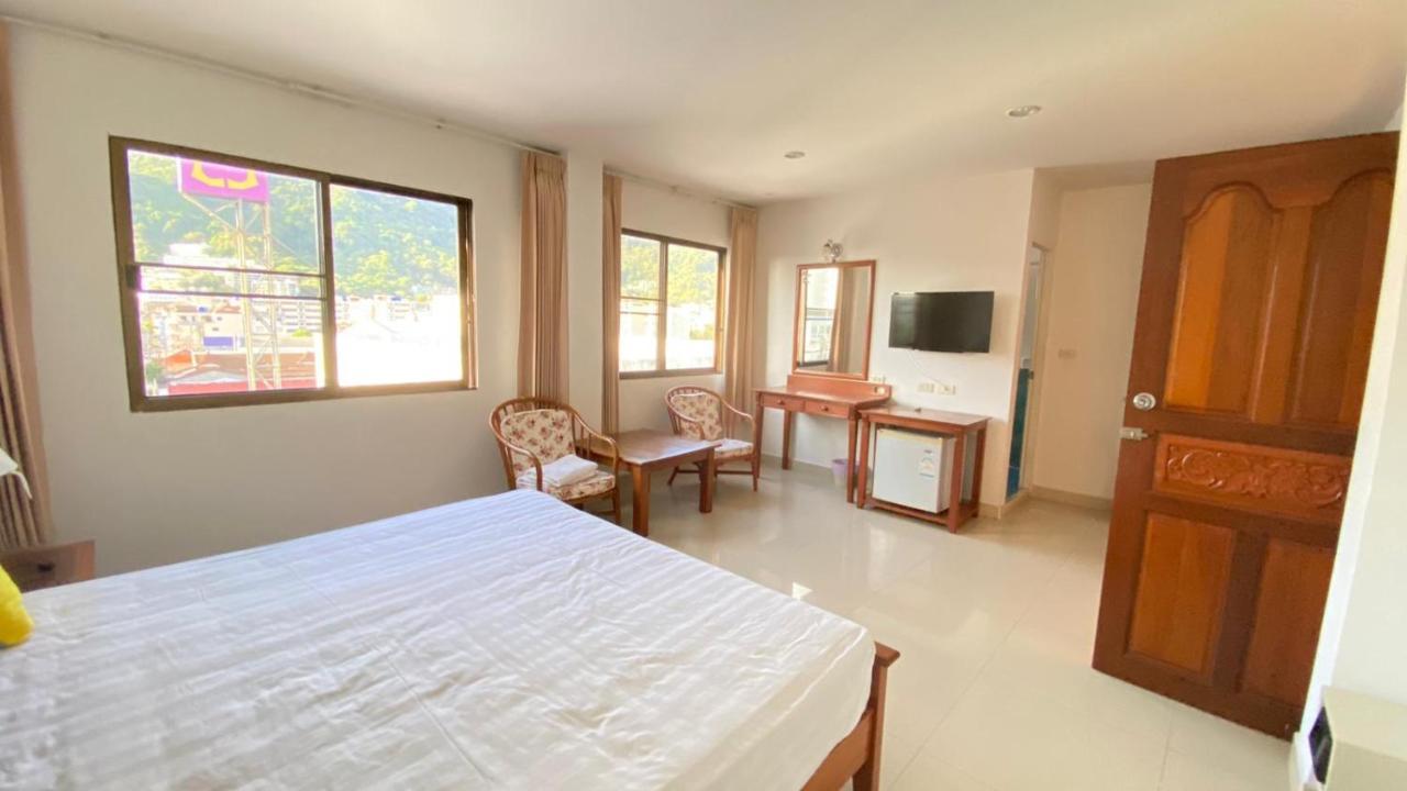 Royal Sweet Hotel Patong Exterior foto