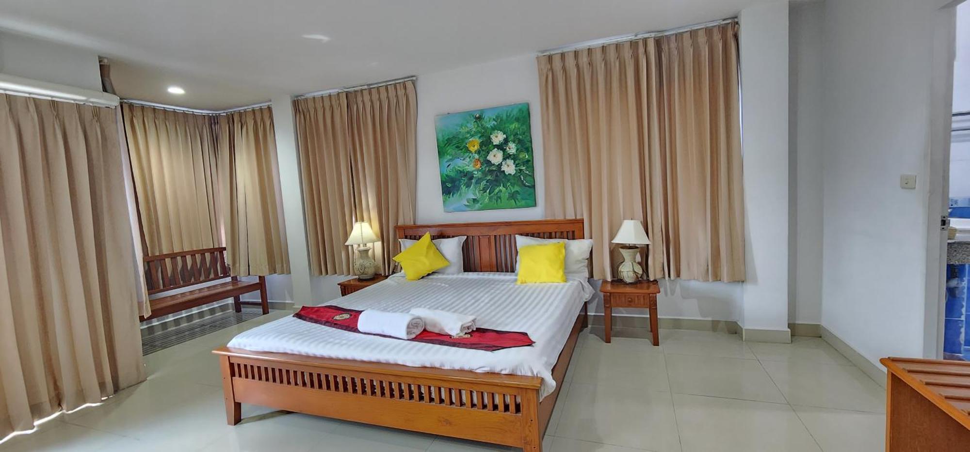 Royal Sweet Hotel Patong Exterior foto