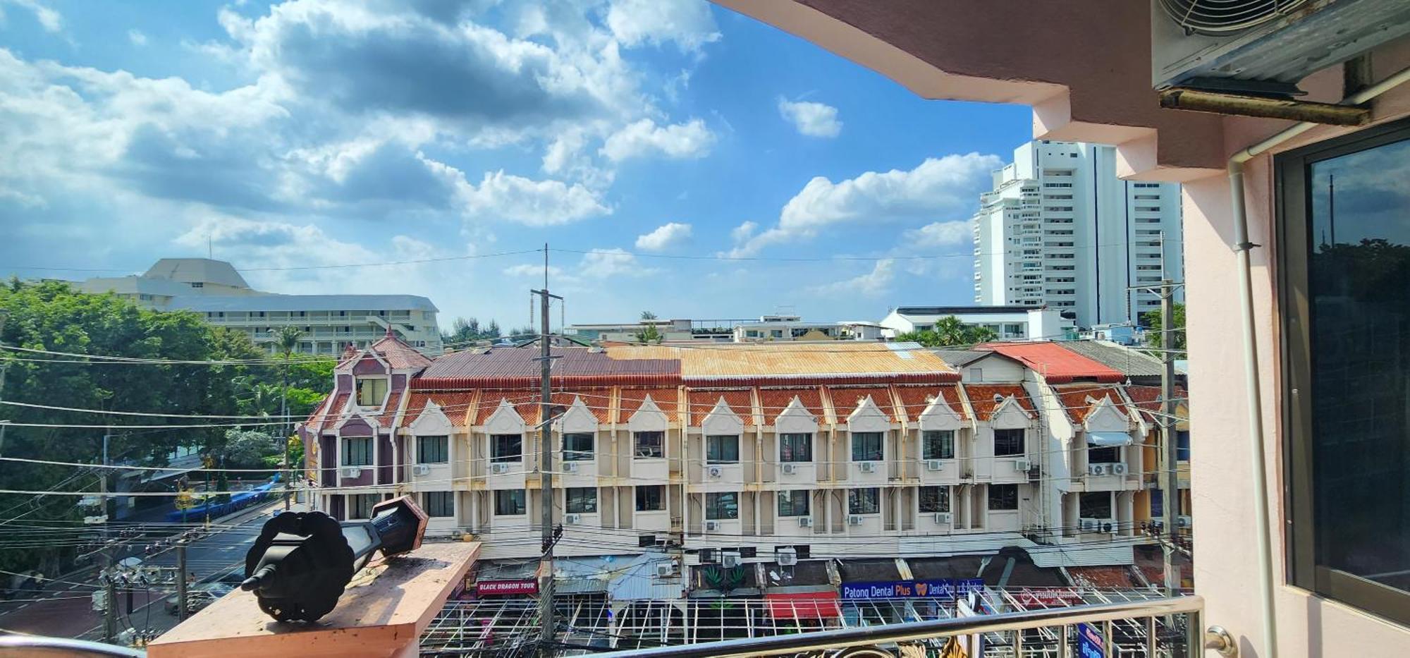 Royal Sweet Hotel Patong Exterior foto