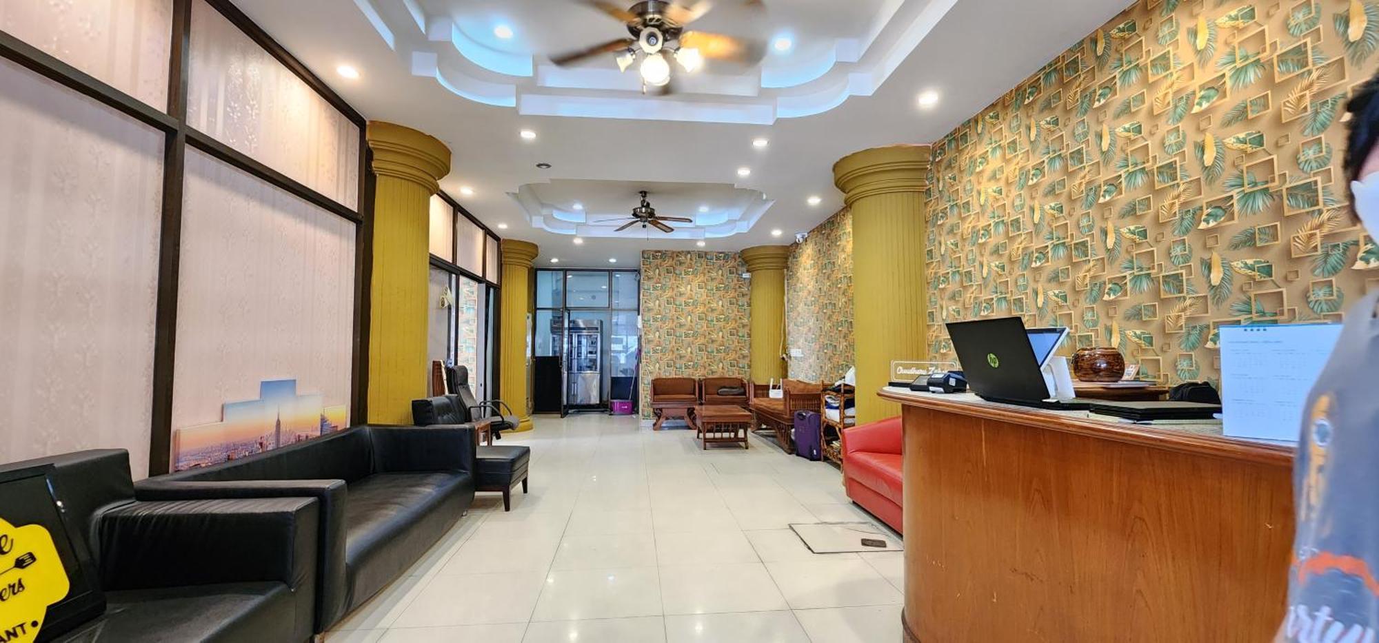Royal Sweet Hotel Patong Exterior foto